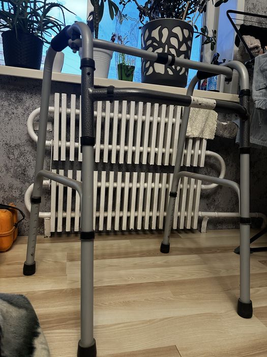 Ходунки для взрозслых