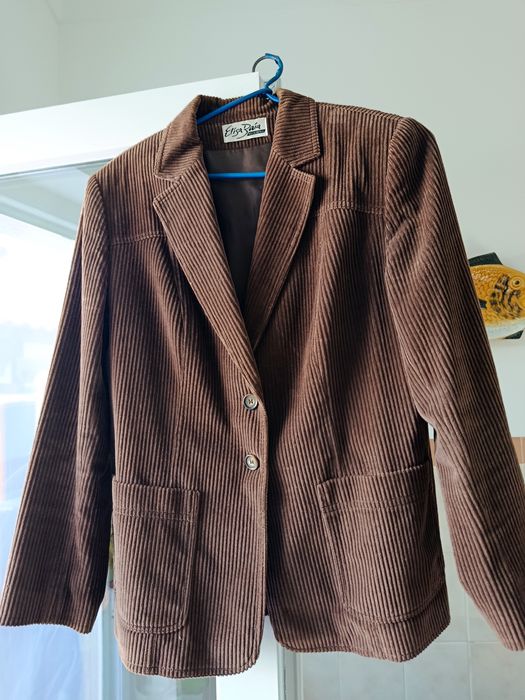 Casaco em bombazina.