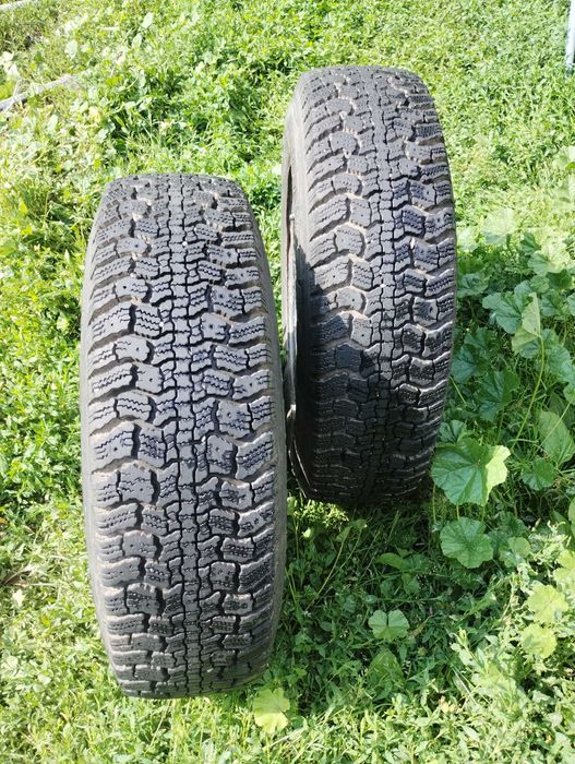 Резина скати покришки автошини на дисках мерседес-123 R14