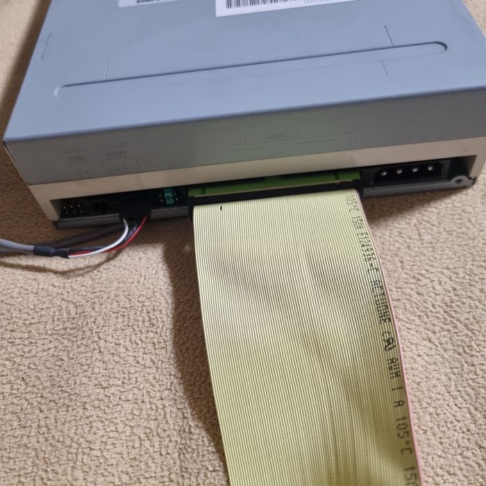 Nagrywarka DVD/CD Lite-On SOHW-1653S | IDE/ATA | Komplet kabli | Retro