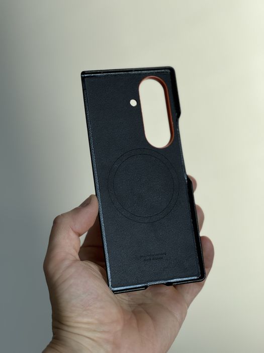 Кожанный чехол Kindsuit Case с MagSafe Galaxy Z Fold 7