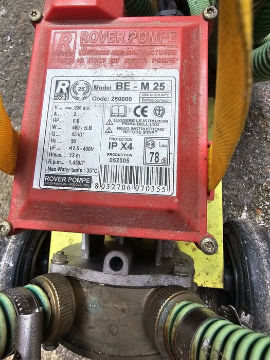 Bomba eléctrica em bom estado