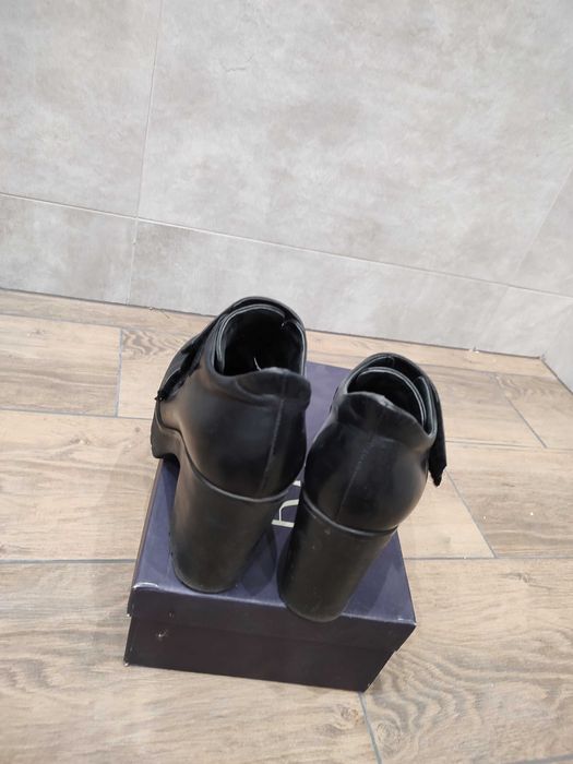Buty damskie skórzane czarne półbuty 38/39 Ryłko 25,5 stan bdb