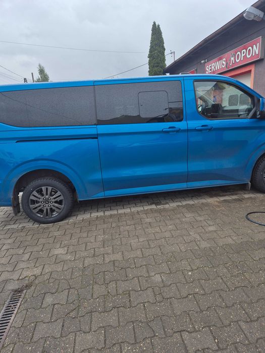 Bus 9-cio  osobowy wynajem.