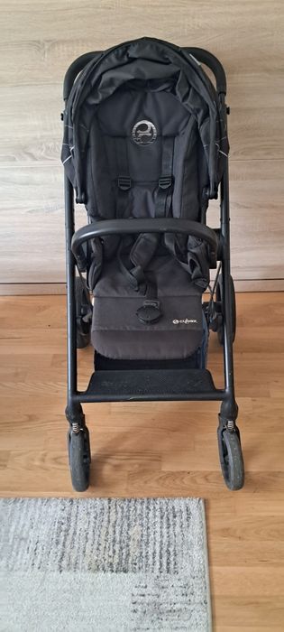 Carrinho de bebé com babycoque