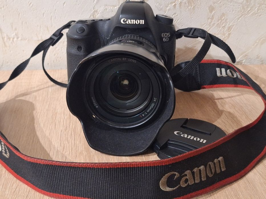 Фотоапарат Canon EOS 6D