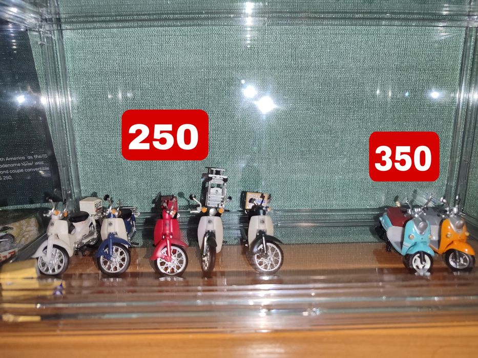 Продам іграшкові скутери