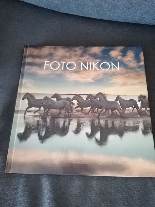 Máquina Reflex Nikon D3200 + 2 lentes + tripé + mochila