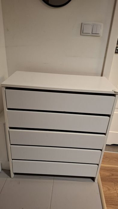 Komoda biała na sprzedaż