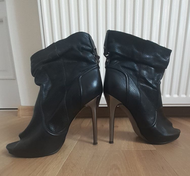 River Island rozm. 38 Skóra botki