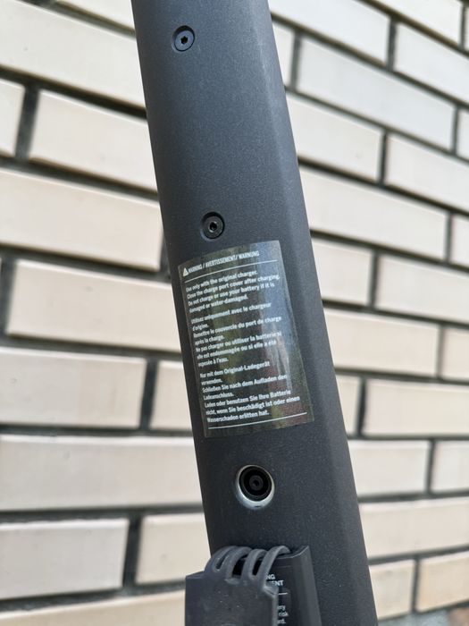 Електросамокат Ninebot KickScooter E22E – стан нового!