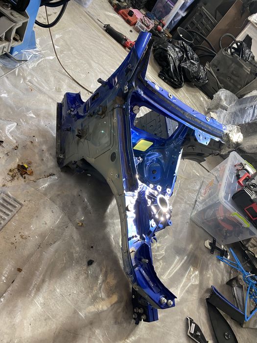 BMW 330i G20/21 четверть лонжерон передняя