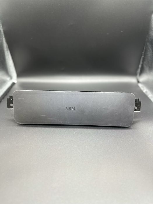 Подушка безпеки колін водія BMW X3 G01 X4 G02 БМВ Х3 Г01 Х4 Г02