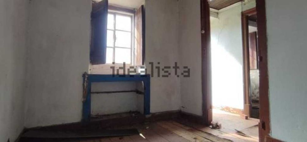 Moradia vende-se perto de Vila de Rei