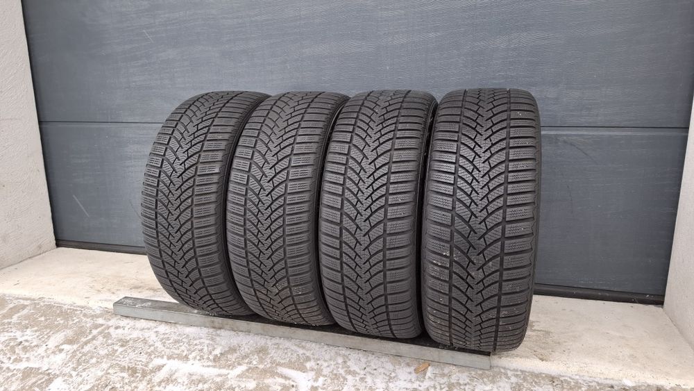 Semperit 225/50 R18 Speed-Grip 7.7 mm