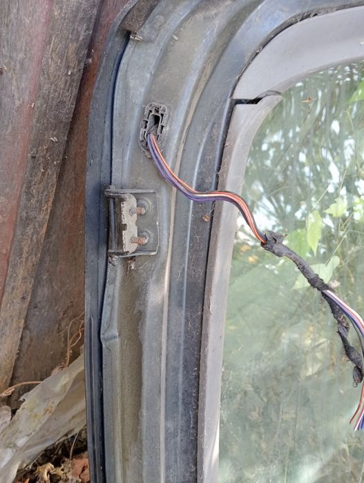 Кришка багажника ляда Ford Mondeo