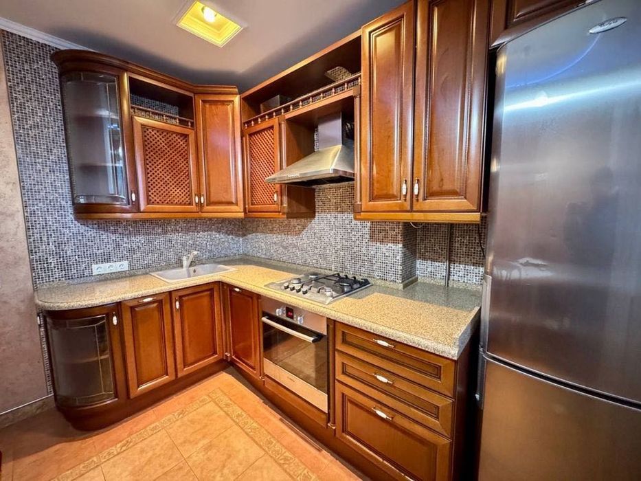 Продаж укомплектованої 3к квартири з якісним ремонтом