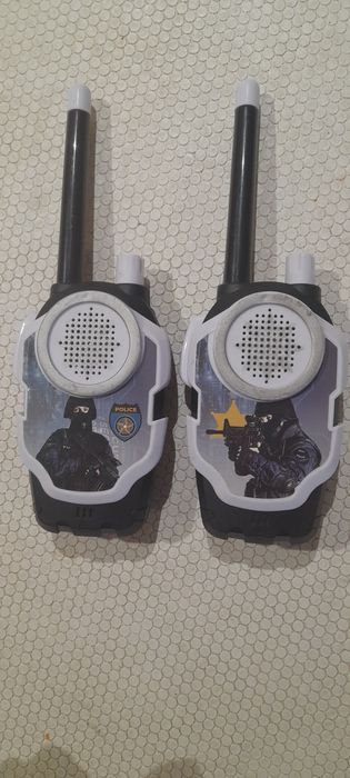Brinquedos walkie-talkies + Drone