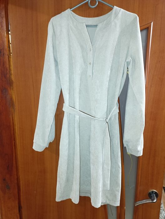 Продам жіночу сукню