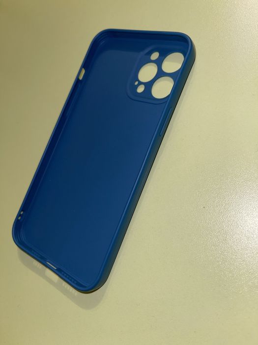 Продам чохол на iphone 12pro max