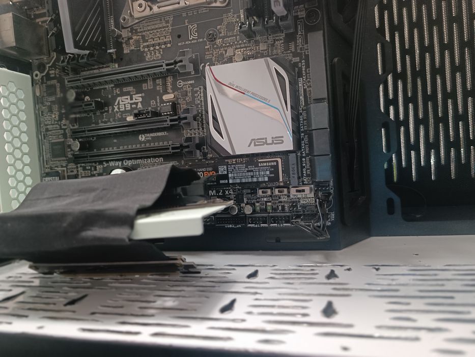 Gaming Tower446830693613588483