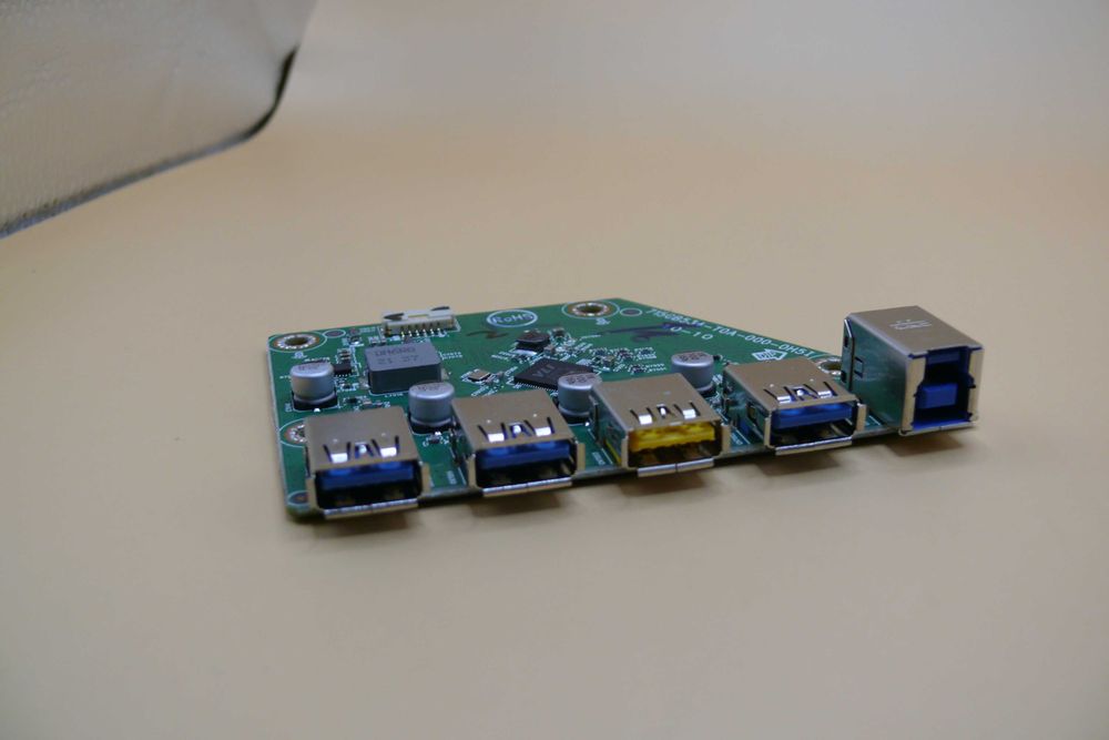 PLACA USB 715GB534-T0A-000-0H5I