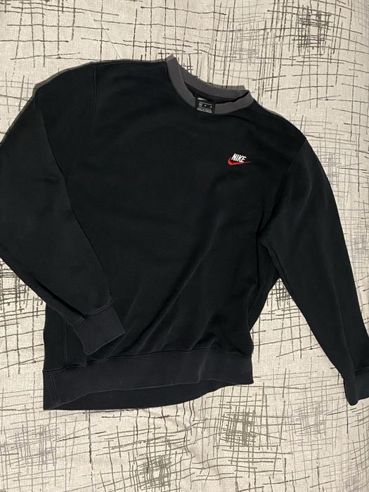 Кофта Nike в чорному цвіті