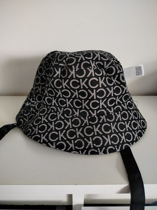 NOWY damski kapelusz Calvin Klein S/M