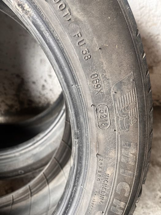 Резина 215/50R17