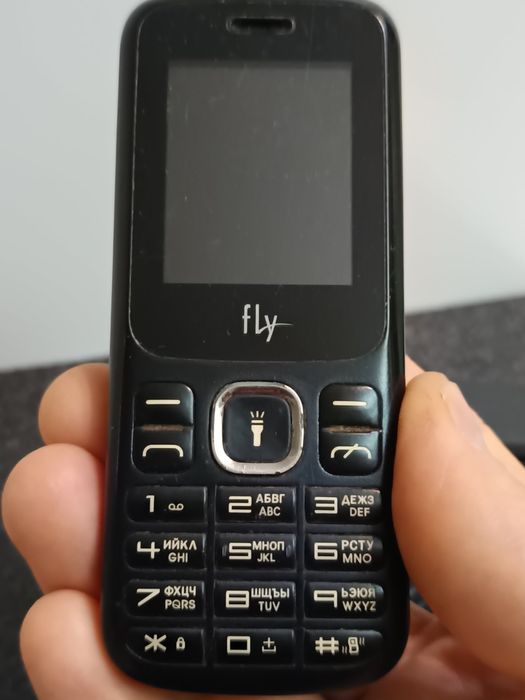 Телефон мобильный Fly