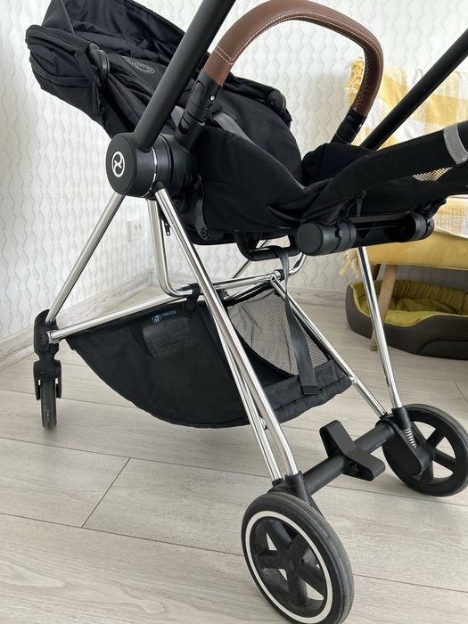 Cybex mios black