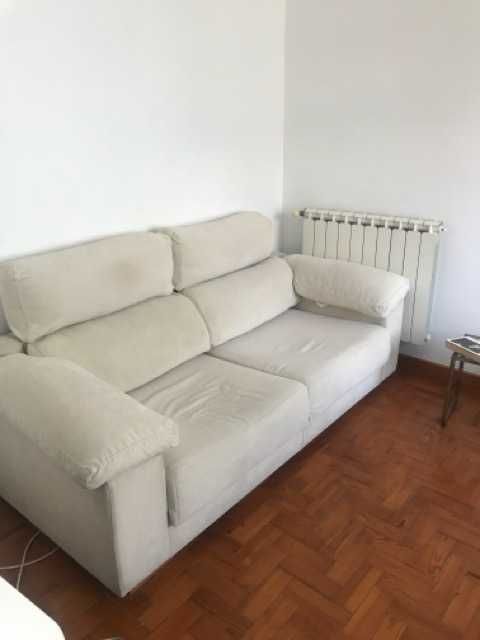 Sofá retrátil  200cm largura