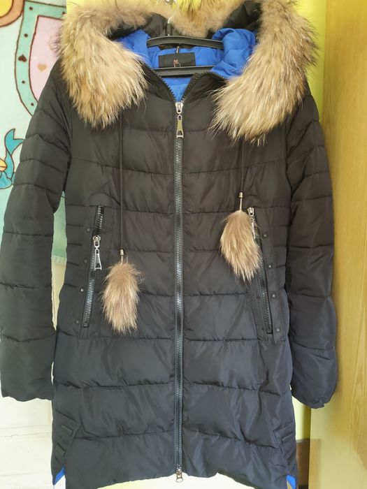 Продам зимний пуховик
