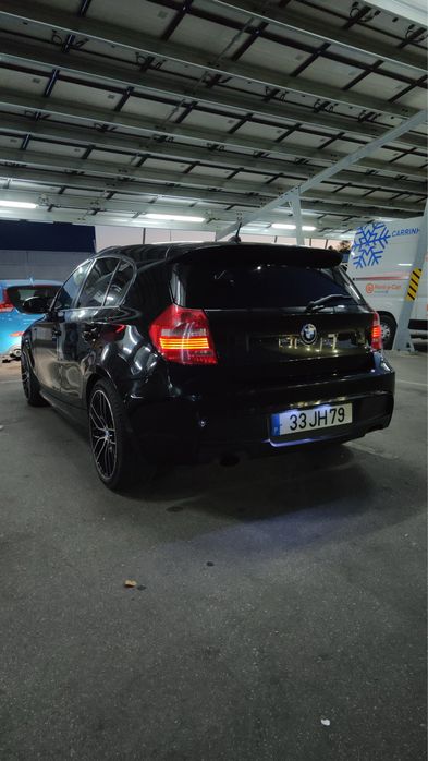 Bmw Serie 1 E87 em muito bom estado