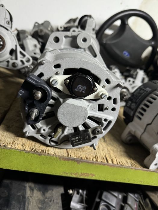 Генератор Пасат Б-3, Гольф2, Джета 2, 1.6, 1.8, 2.0 бензин