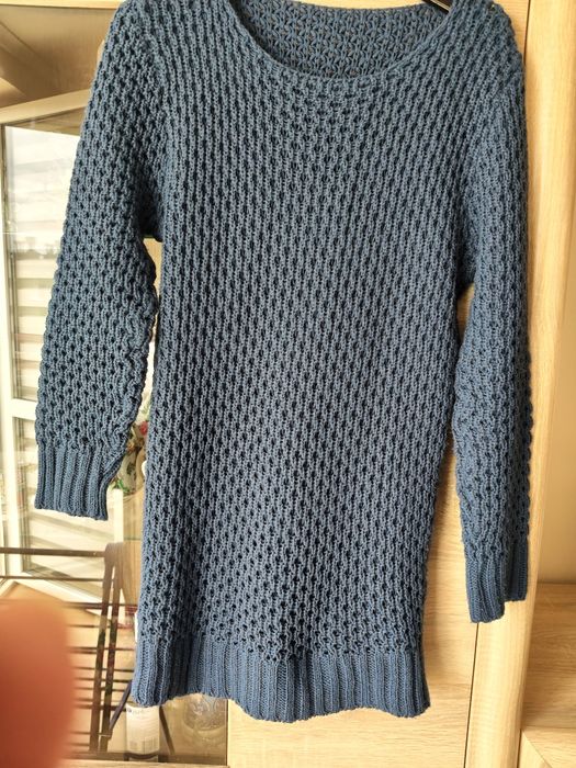 Granatowy sweter damski M