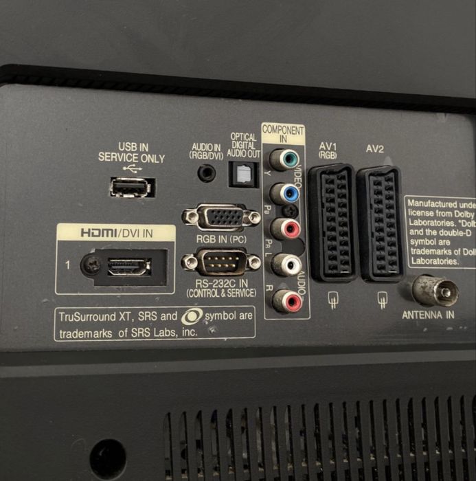 Televisão LCD LG 32" modelo 32LF2510. A funcionar perfeitamente