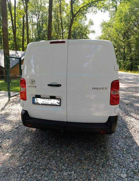 Toyota Proace Long