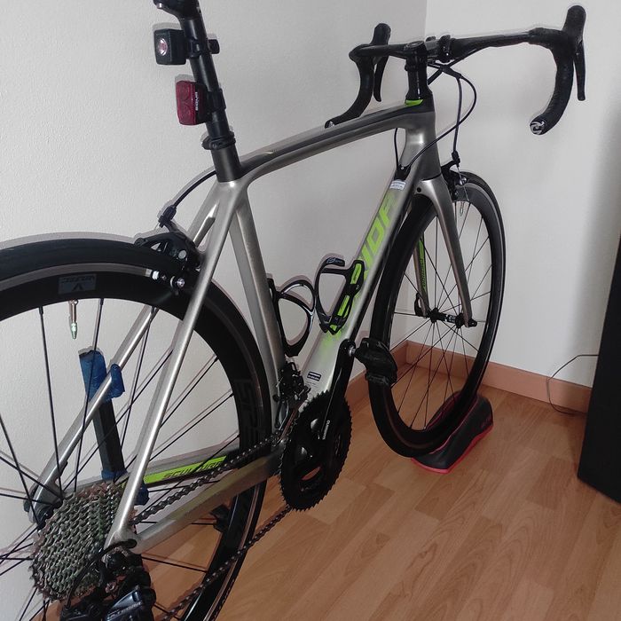 Bicicleta Mérida Scultura 5000 carbono