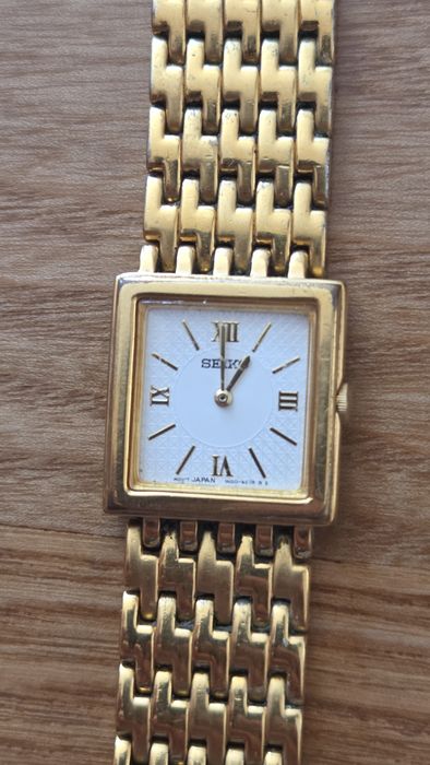 Zegarek damski Seiko Classic