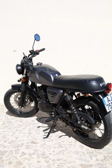 Bluroc Legend 125 Café Racer 2021 – 10.100 km – Estado impecável