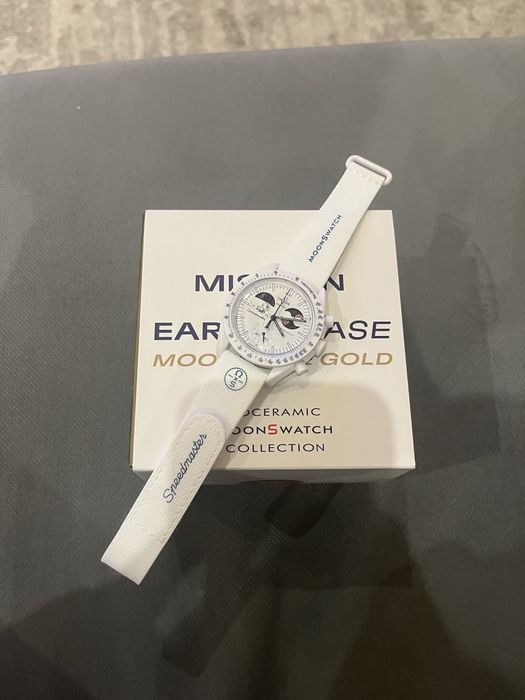 Relógio Omega x swatch mission to earthphase moongold