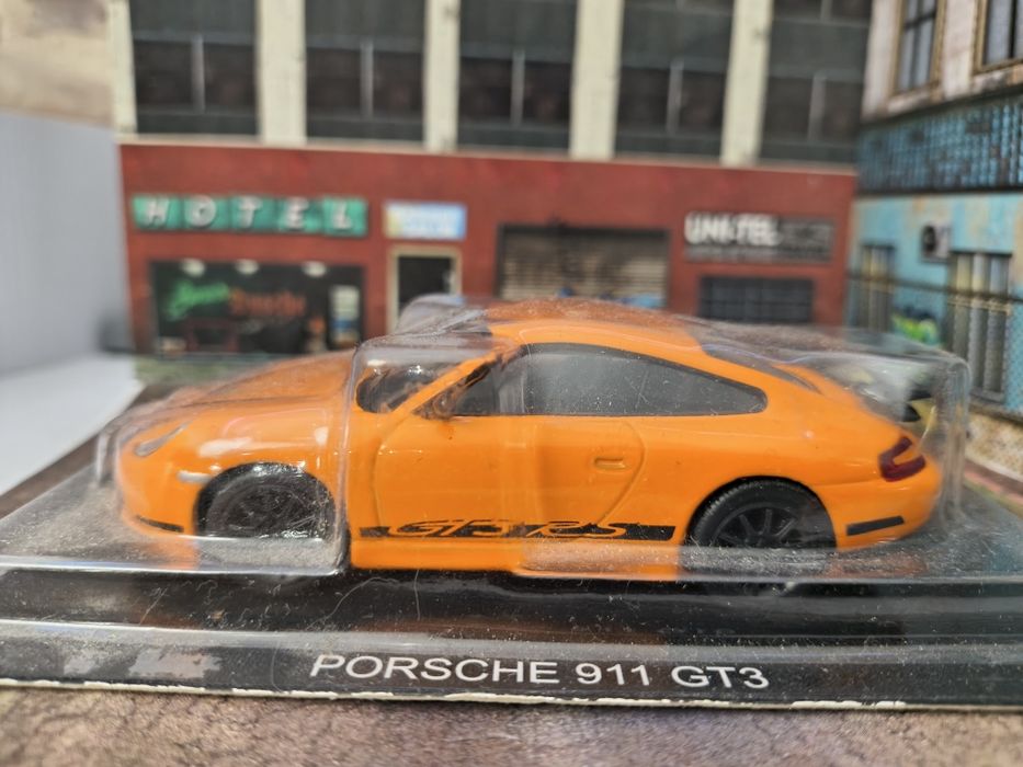 Масштабна модель авто для колекціонерів Porsche 911 GT 3. Deagostini 1/43
