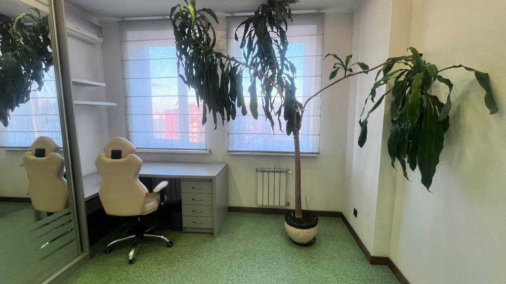 Пентхаус з каміном та терасою. Позняки, Дарницький район, Лівий берег.