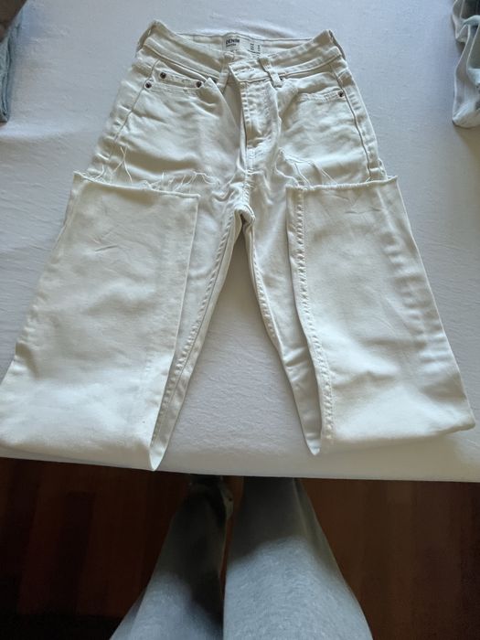 Varias calcas brancas tamanho 32 pull e brsk