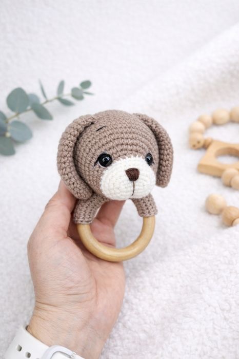 Grzechotka piesek . Gryzak