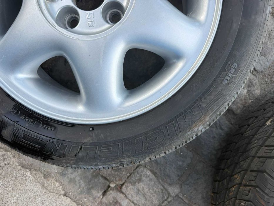 4 Jantes com Pneus 195/55/R15 Opel
