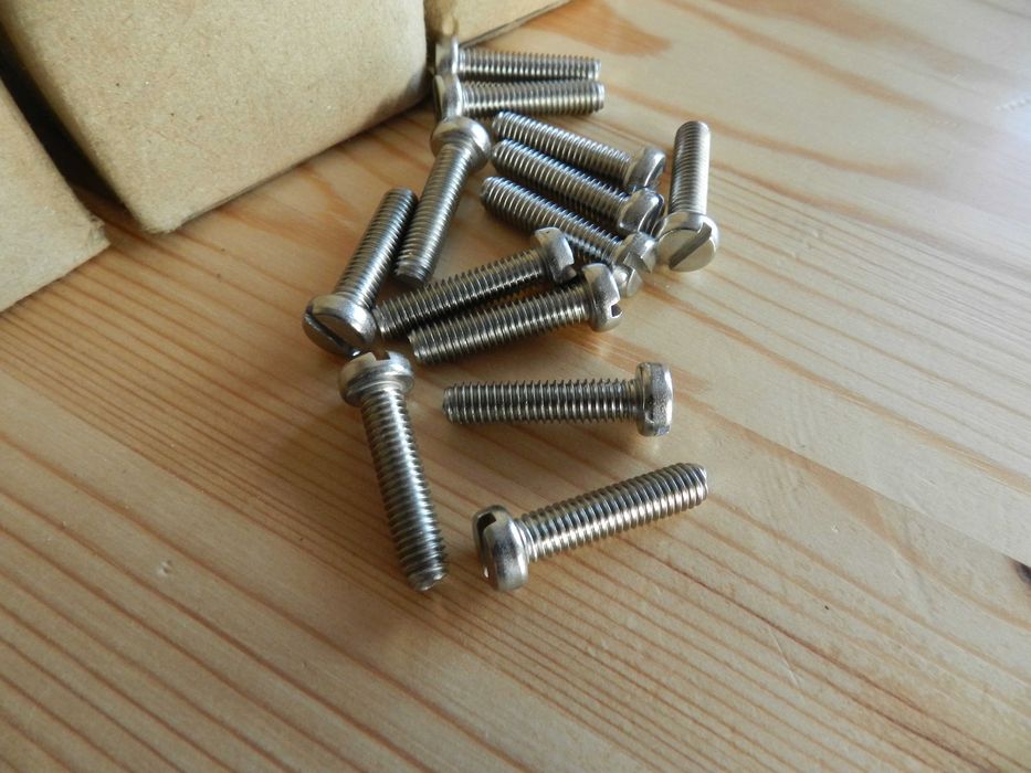 Śruby stal nierdzewna m6 x 25mm łbem walcowym