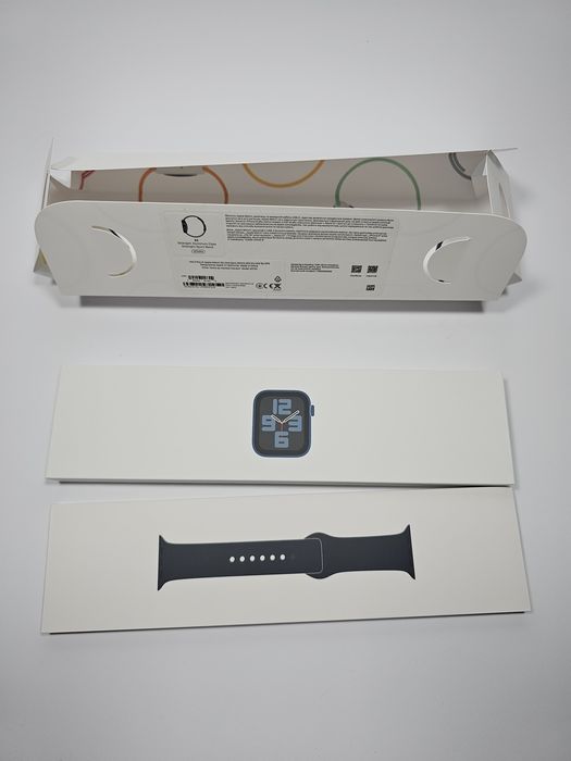 Смарт-часы Apple Watch SE  GPS 40mm Midnight