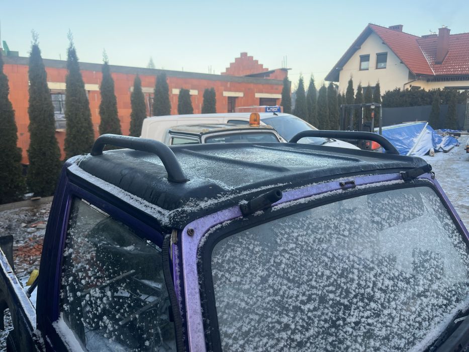 Suzuki samurai daszek dach